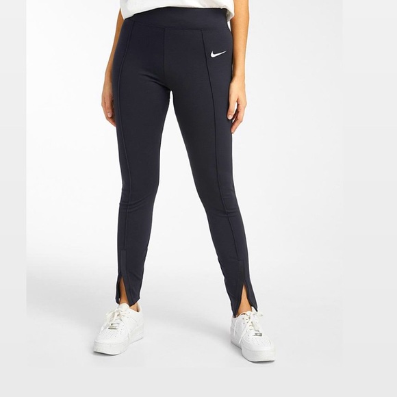 Nike Leggings - Picture 1 of 3